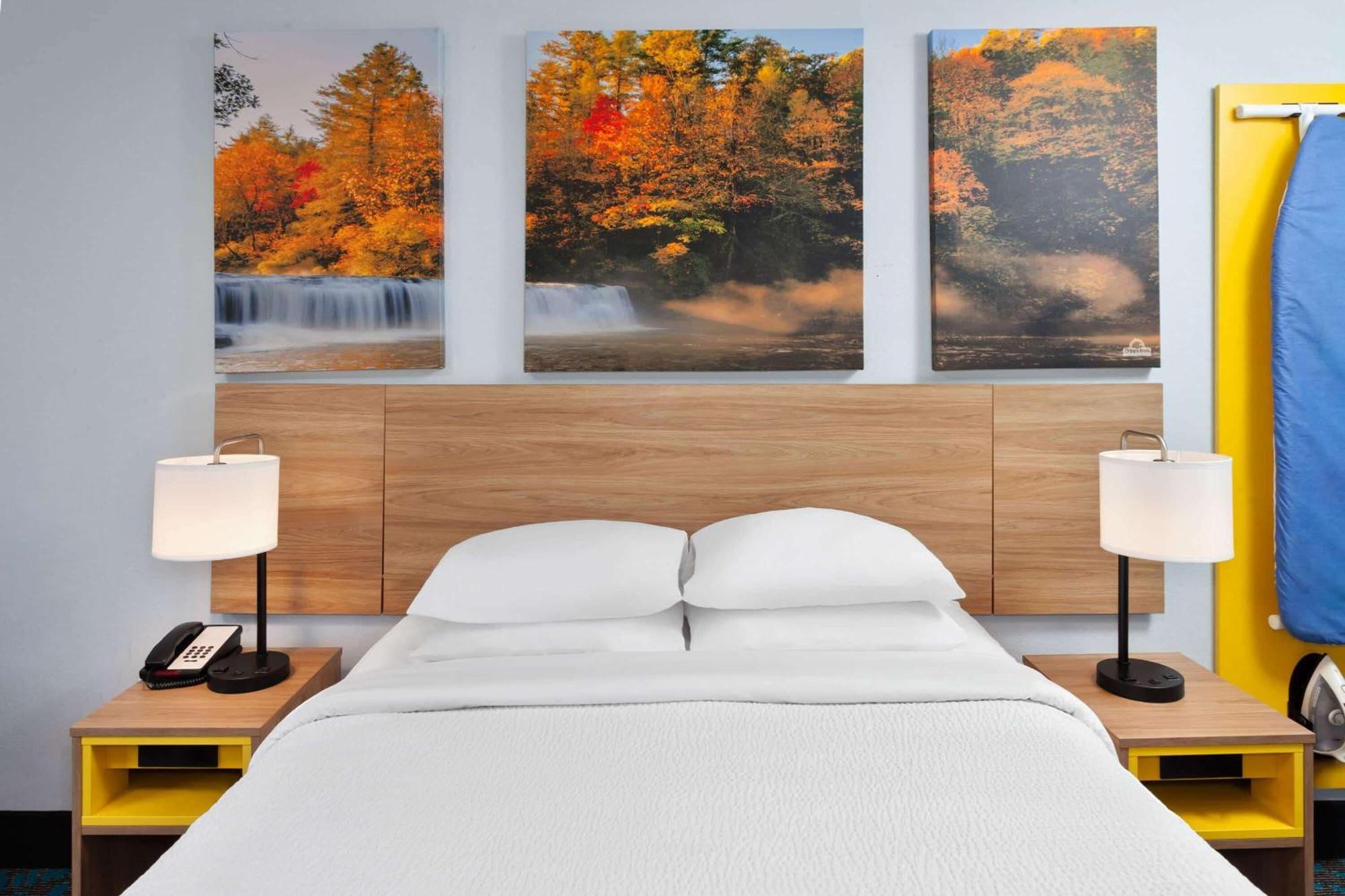 Days Inn & Suites By Wyndham Siler City Экстерьер фото